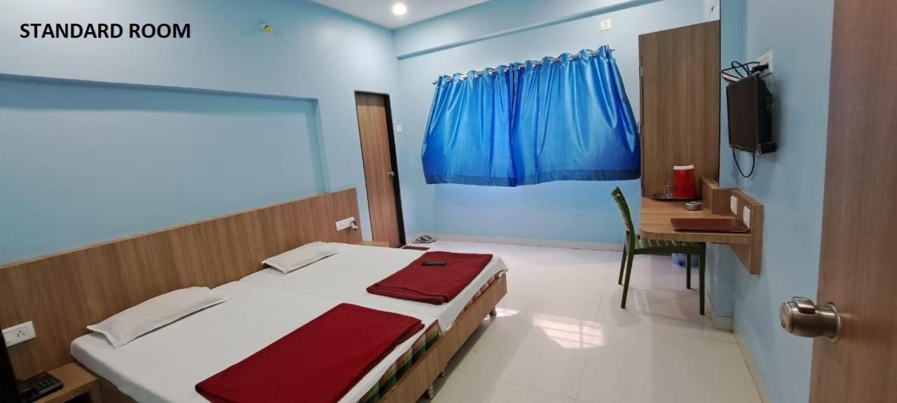 Hotel Aaditya Palace Bhusāwal Extérieur photo