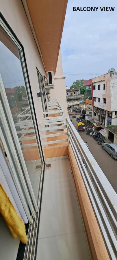 Hotel Aaditya Palace Bhusāwal Extérieur photo