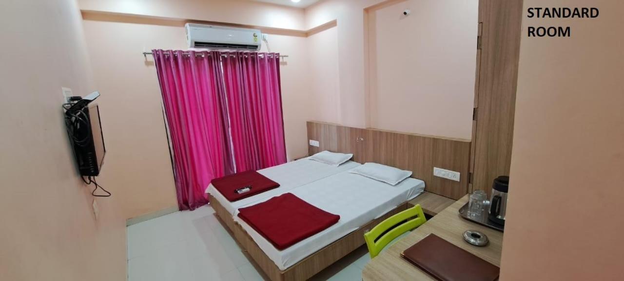 Hotel Aaditya Palace Bhusāwal Extérieur photo